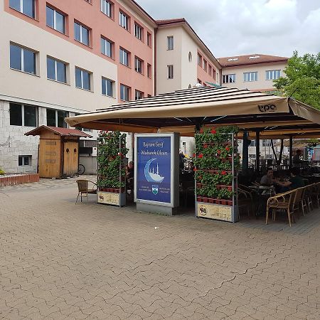 Roses Apartment Bihac Luaran gambar